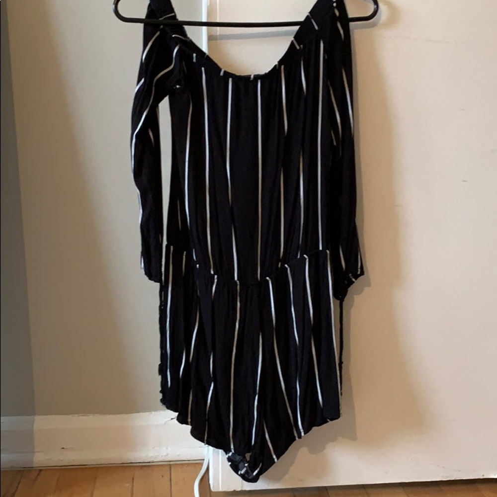 Off the Shoulder Romper, size S